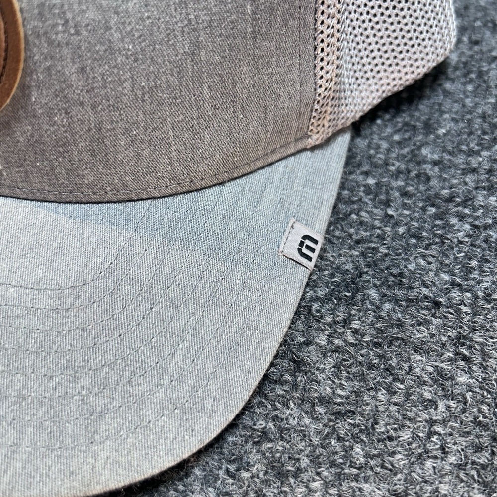 Travis Mathew Barstool Gray Flexfit Trucker Hat  Golf Casual - Picture 2 of 5